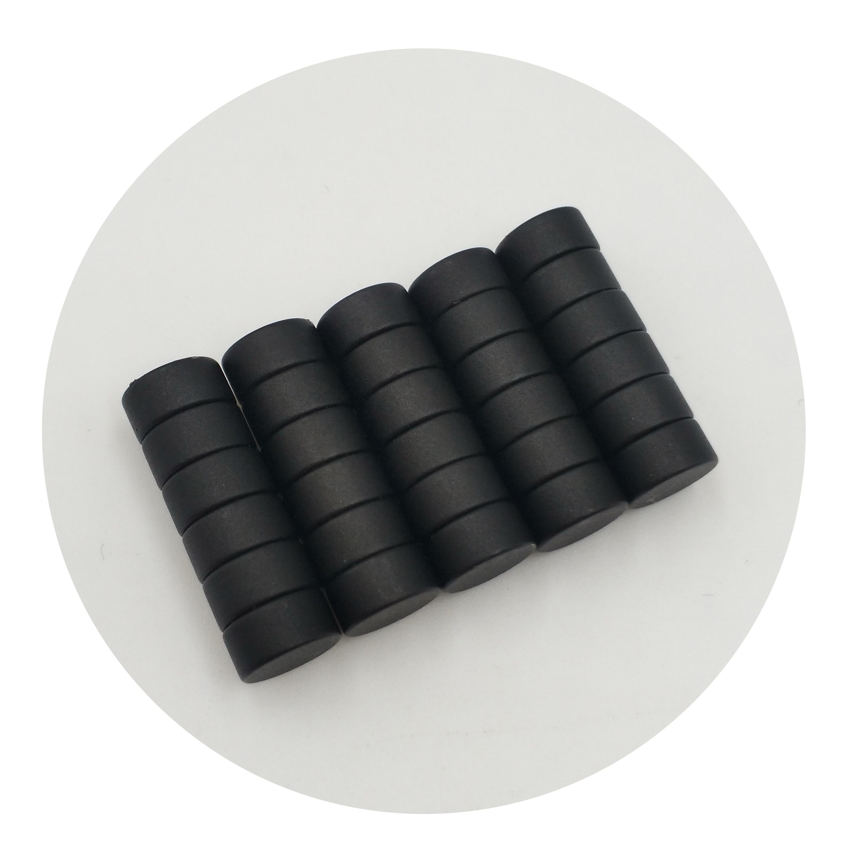 Waterproof Black Rubber Epoxy Coated Round Neodymium Magnets manufacture