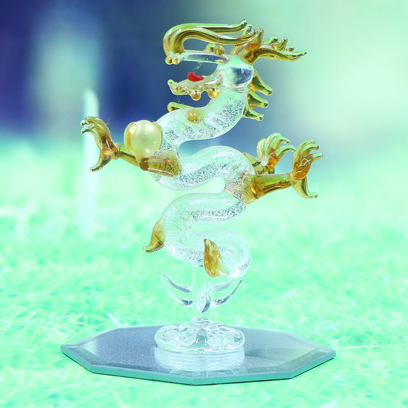 Handmade Chinese lampwork glass dragon figurine details