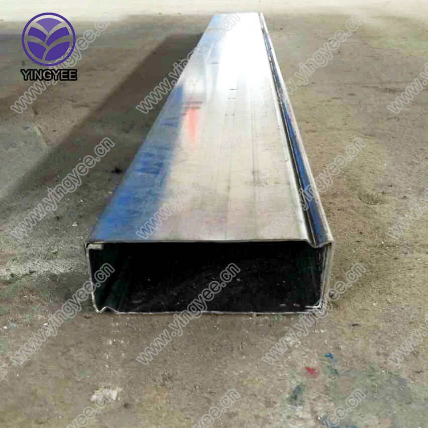 Panel Belakang Rak Supermarket / Mesin Roll Forming Panel Dek detail strip baja galvanis