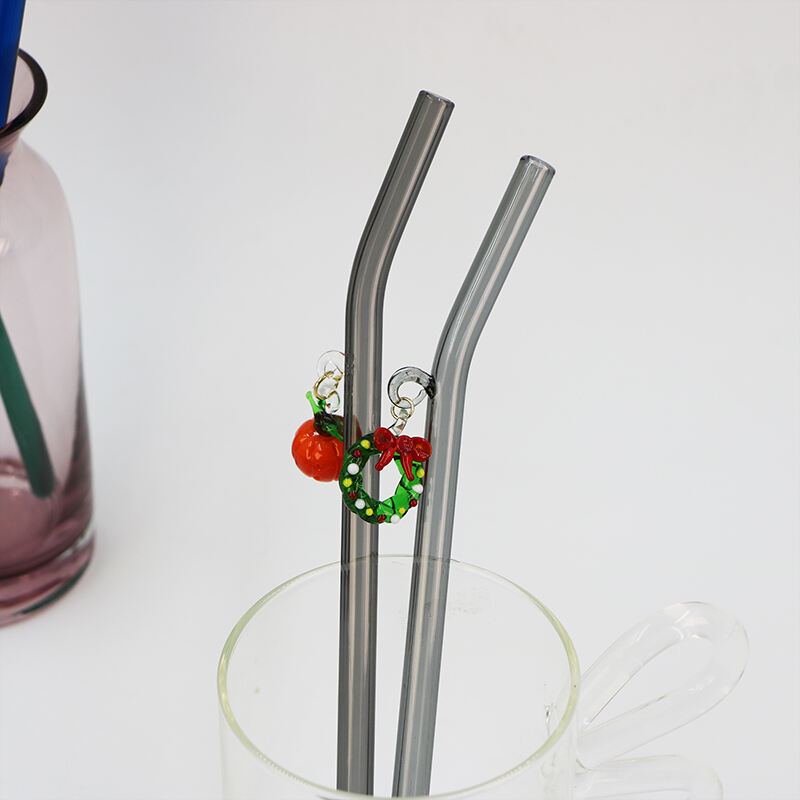 Eco Friendly Reusable Borosilicate Pink Glass Straw With Charm reusable glass straw supplier