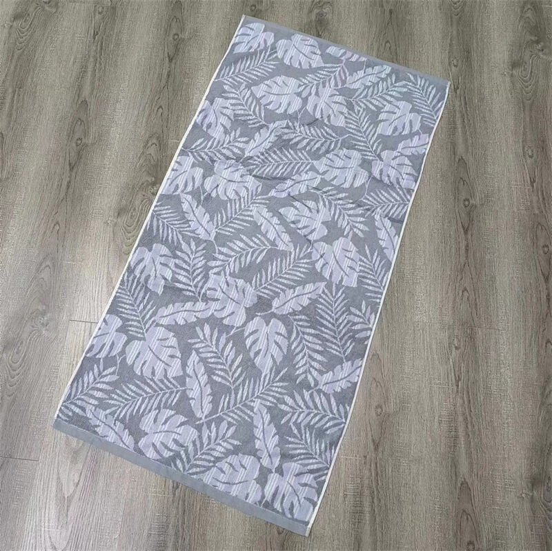 Custom LOGO Soft Absorbent Palm Leaf Pattern 100% Cotton Jacquard Bath Shower Towels for Home Beach Towels Spa Body Wrap Towels manufacture