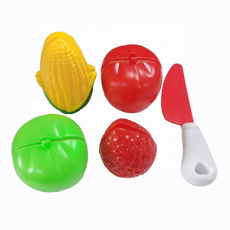 2024 new promotion toys plastic kitchen cutting fruit Green pepper strawberry corn tomato food set toys factory