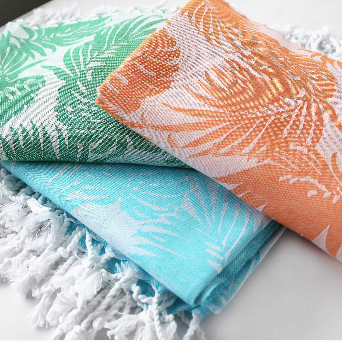 QK Palm Leaf Pattern Custom Logo Hamaman Turkish Beach Bath Towel Manufacturers OEM & ODM Supported Tropical Style details