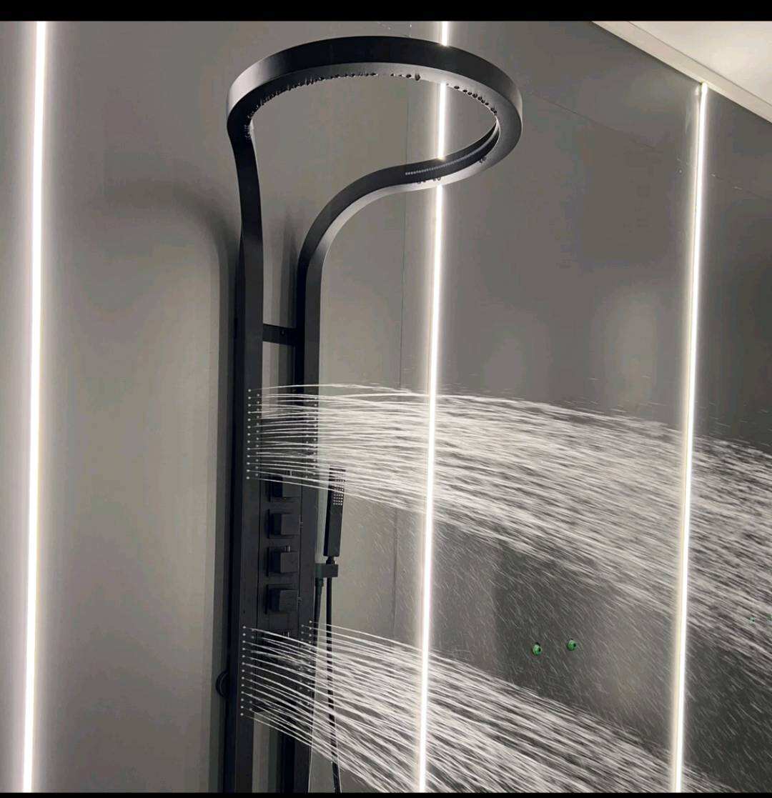 Factory Gunmetal  Multifunction Rainfalll Piano Key Hot And Cold Sprinkler Massage Shower Head Sets System Panel details