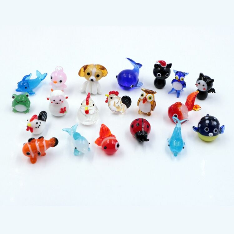 Best Selling Valentines Mix Irregular glass heart DIY glass Pendants for Necklace Pendant manufacture