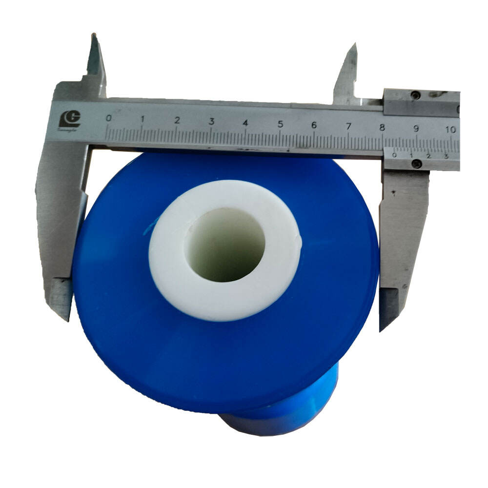 Custom accessories for marine trailers, bone/deep beak shaped silicone rollers, marine trailers manufacture