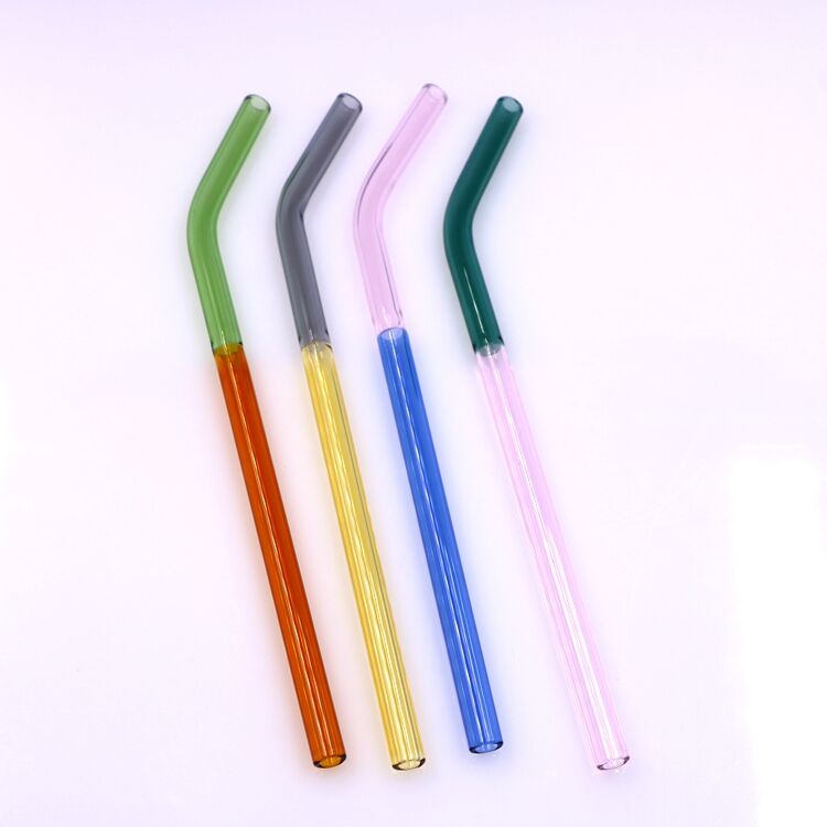 New Arrival Customize Eco Friendly Reusable Borosilicate Clear Bent Glass Drinking Straw With pendants factory