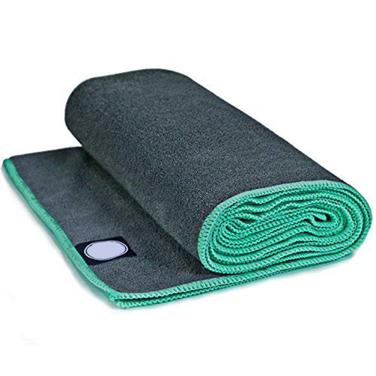 Custom Logo Non Slip Hot Yoga Mat Towel With Corner Pocket supplier