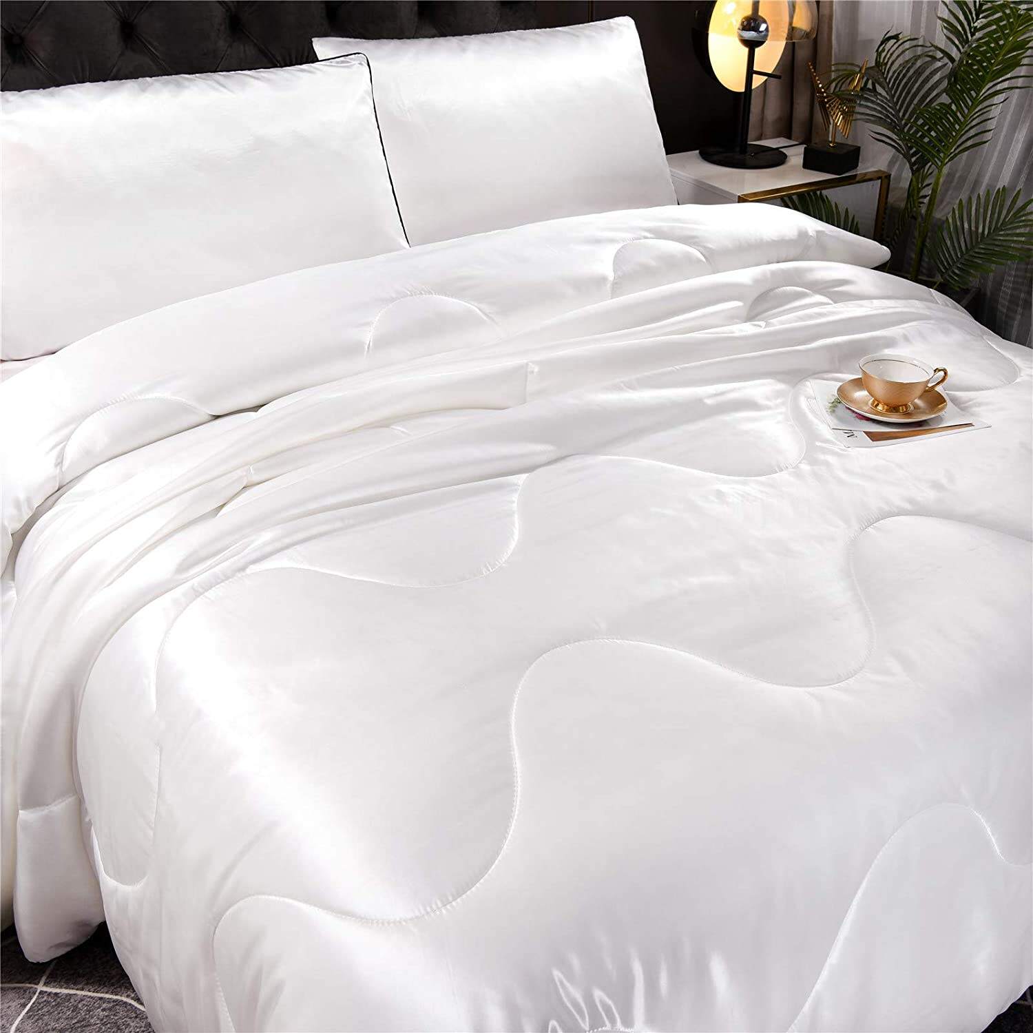 Silk-Filled Quilt - The Perfect Combination of Elegance and Comfort