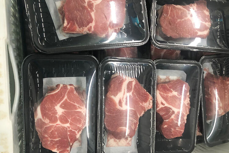 160*80mm Wholesale Food Grade SAP Absorbent Pad Fruit Vegetable Seafood Absorbent Pad for Meat supplier