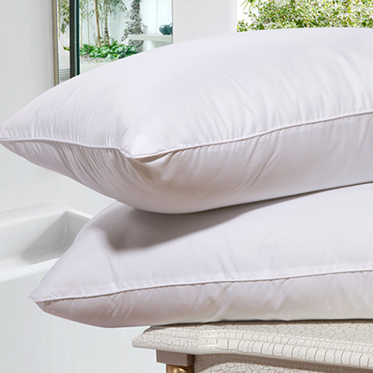 Competitive price 0.9D polyester filled bedding set soft cotton fabric pillow factory