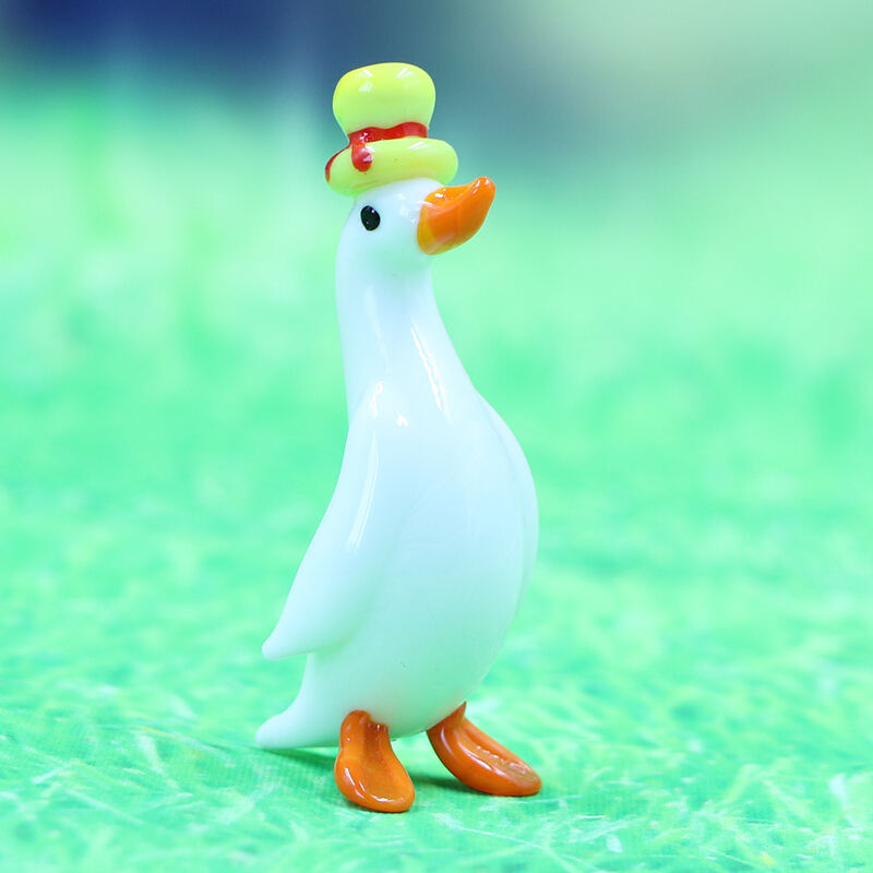 High Quality Creative Glass  Animal Figurine Mom  Baby Duck Desktop Accessories Collection supplier