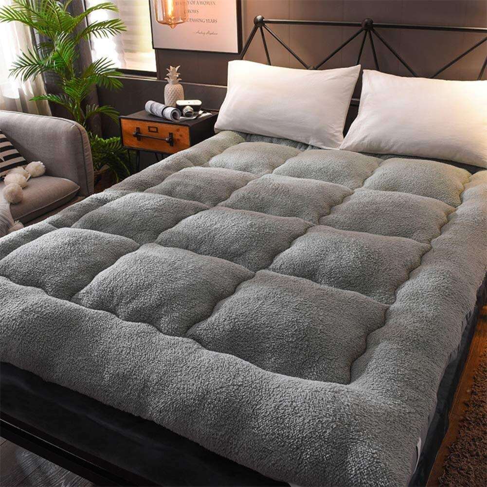 Wholesale Custom Competitive Price polyester flannel mattress pad details