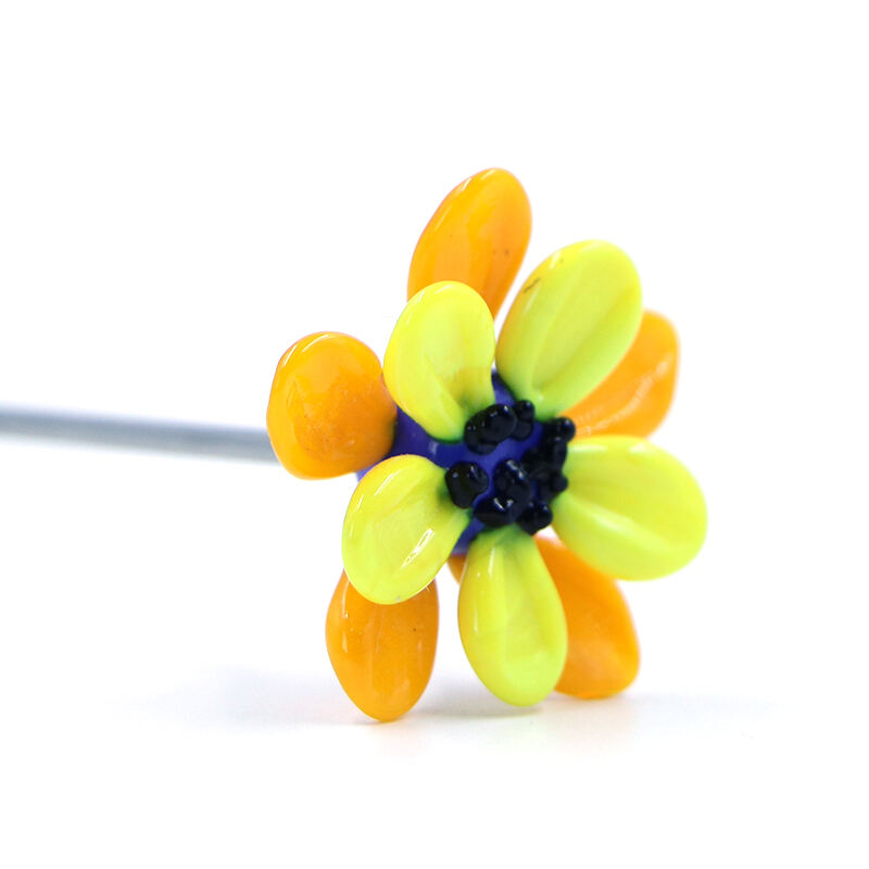 Garden Decorative Lampwork Handmade Glass Flower Animal Figurine With Metal Stake supplier