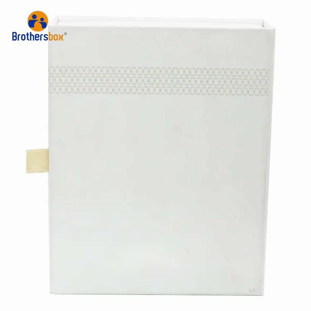 Custom cosmetic boxes wholesale