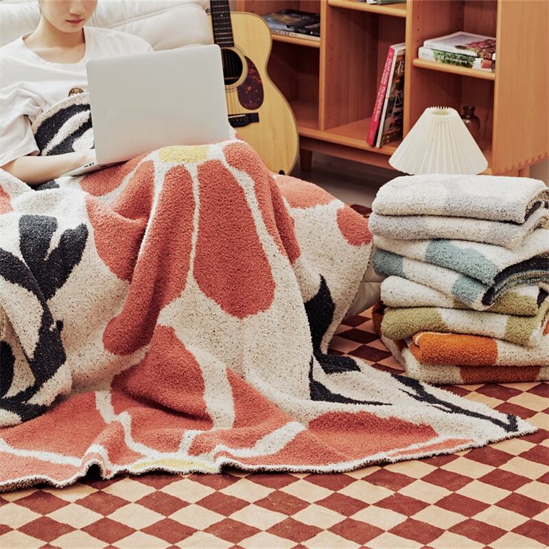 Flower print 100% microfiber super soft feather yarn knitted throw blanket for home decoration HQ manufacture