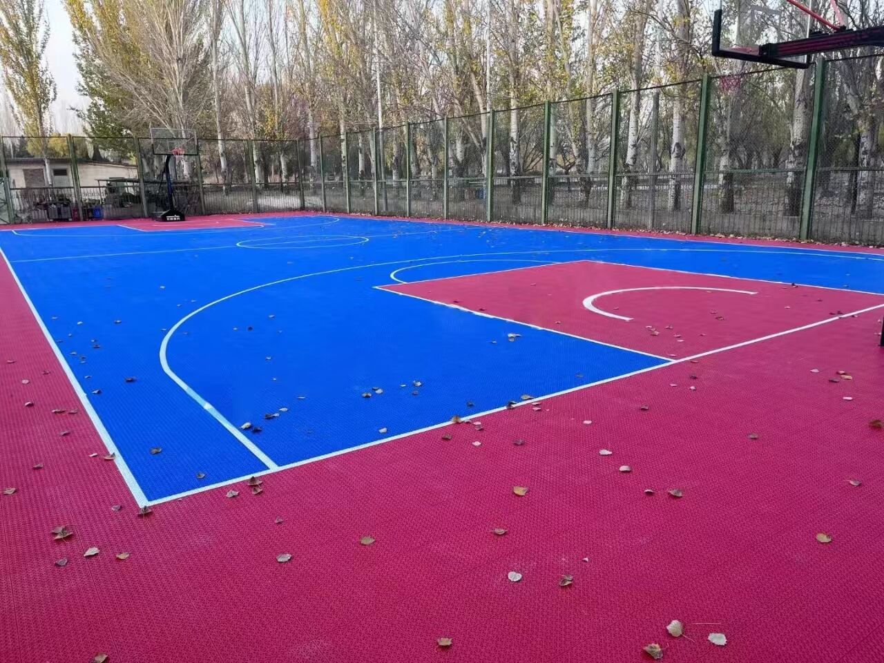 Custom Outdoor ISO9001 UV Resistance Sport Soccer Football Basketball Court Floor Free supplier