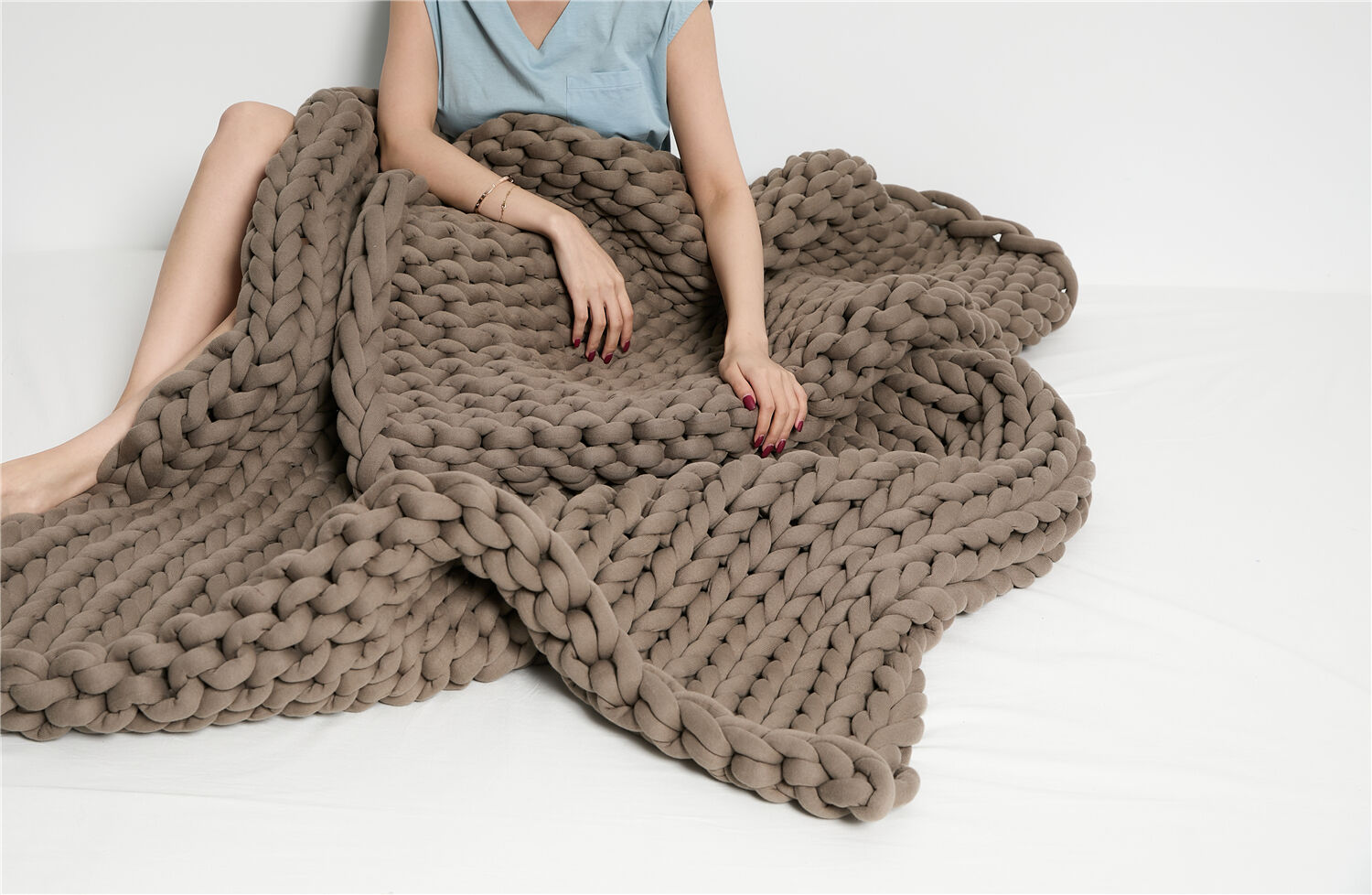 King Size Cable Throw 100% Cotton Tube Arm Knitted Weighted Blanket Knit Organic Cotton Weighted Blanket details