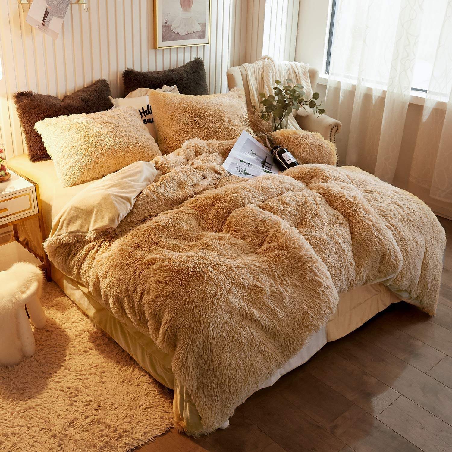 Luxury Plush Shaggy Velvet Fluffy Bed Comforter Set Bedding set factory