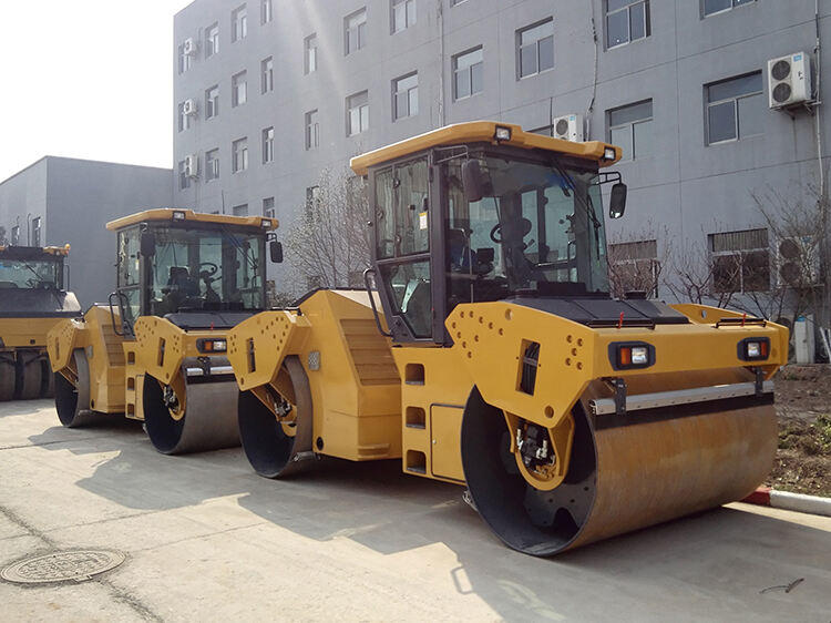 Hot Selling High Operating Efficiency Vibratory Road Compactor Roller XD102 factory