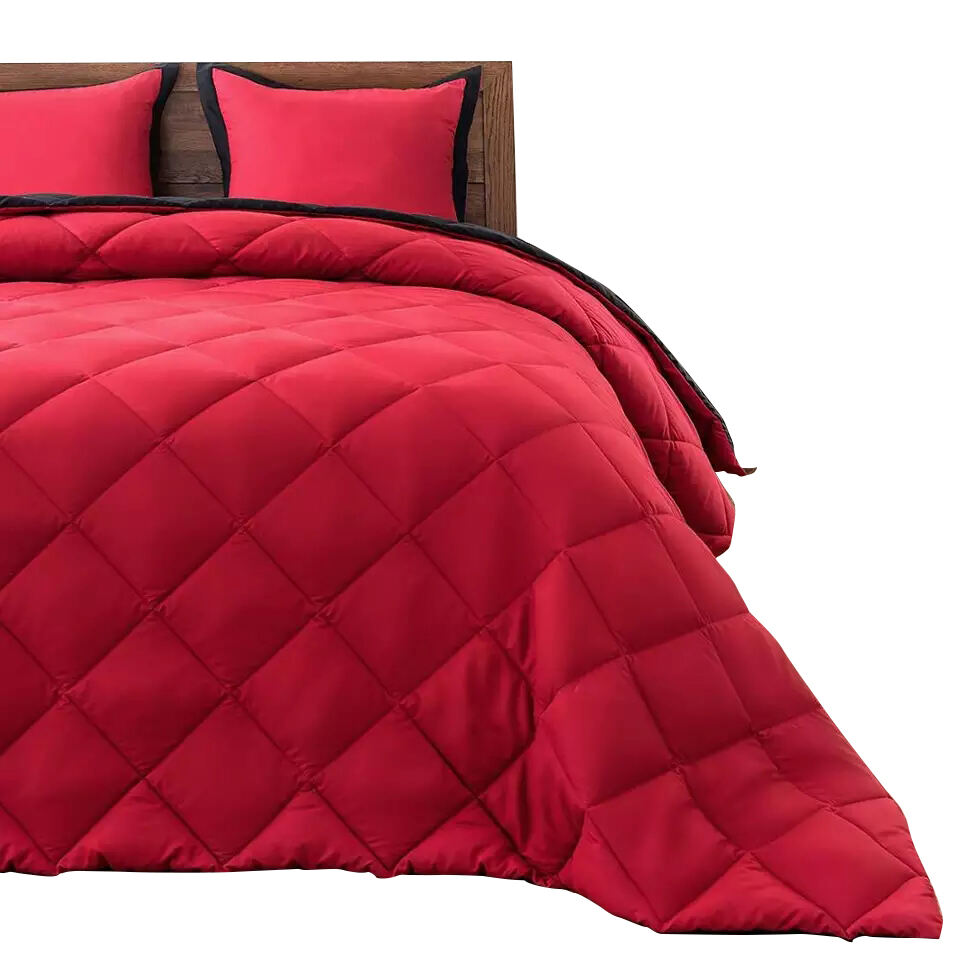 red and blank patchwork solid  polyester microfiber comforter quilt set pillow cover for home and hotel use