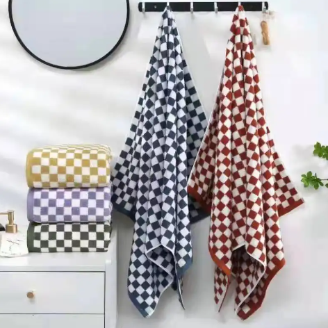 QK 100% Cotton  Houndstooth TextureTerry Absorbent Jacquard Bath Towels Quick Drying Beach Towel Manufacturer OEM  ODM Supported supplier