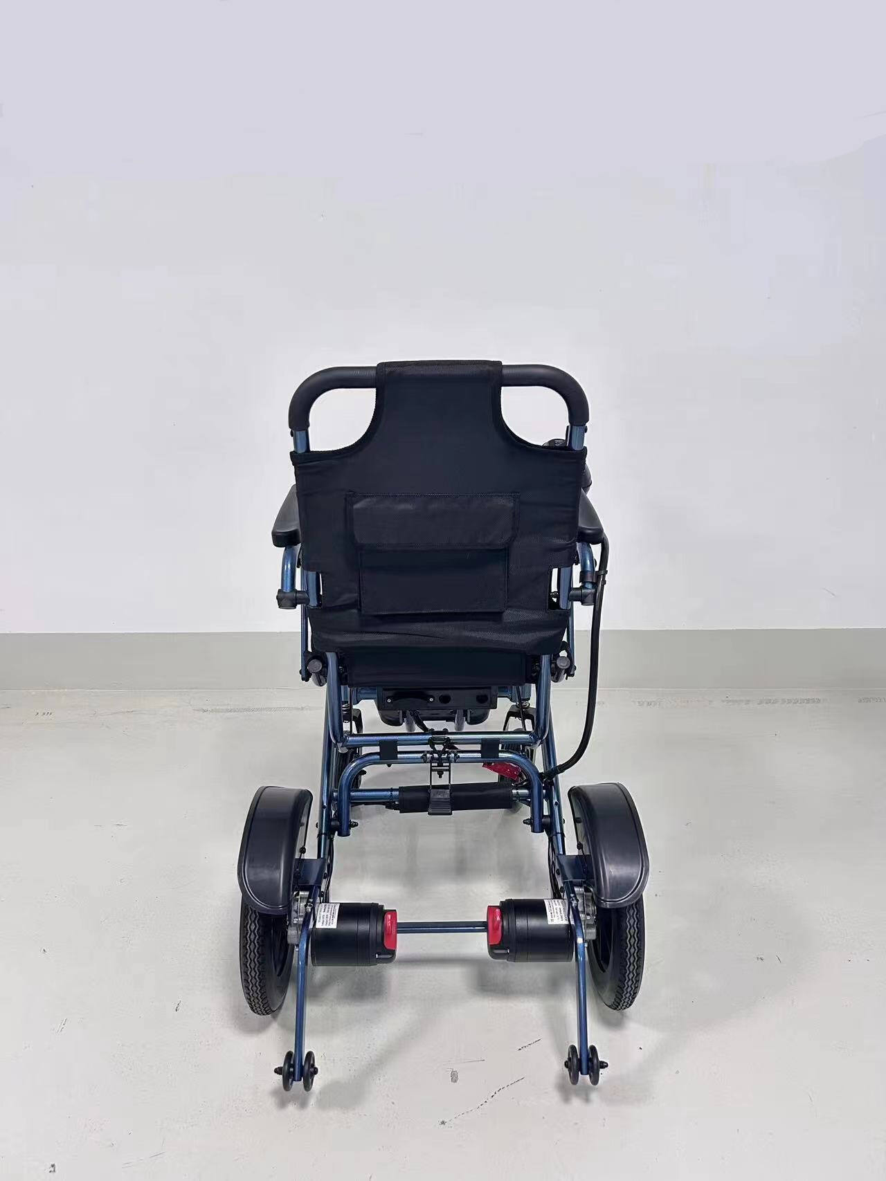 19.5 kg feather lightweight electric wheelchair for the elderly disabled convenient to travel aluminium frame -BZ-XWEA03D12 manufacture