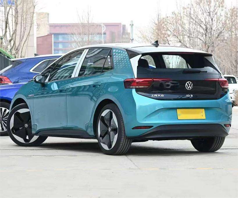 New energy cheap electric car Volkswagen ID3 450km range 2024 new mini compact car factory