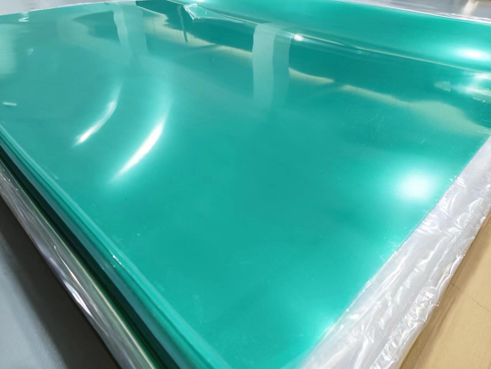 Excellent Anti-Static Dust-Proof PVC Sheet Electrically Dissipative Widely Used for Semiconductor LED Display Applications supplier