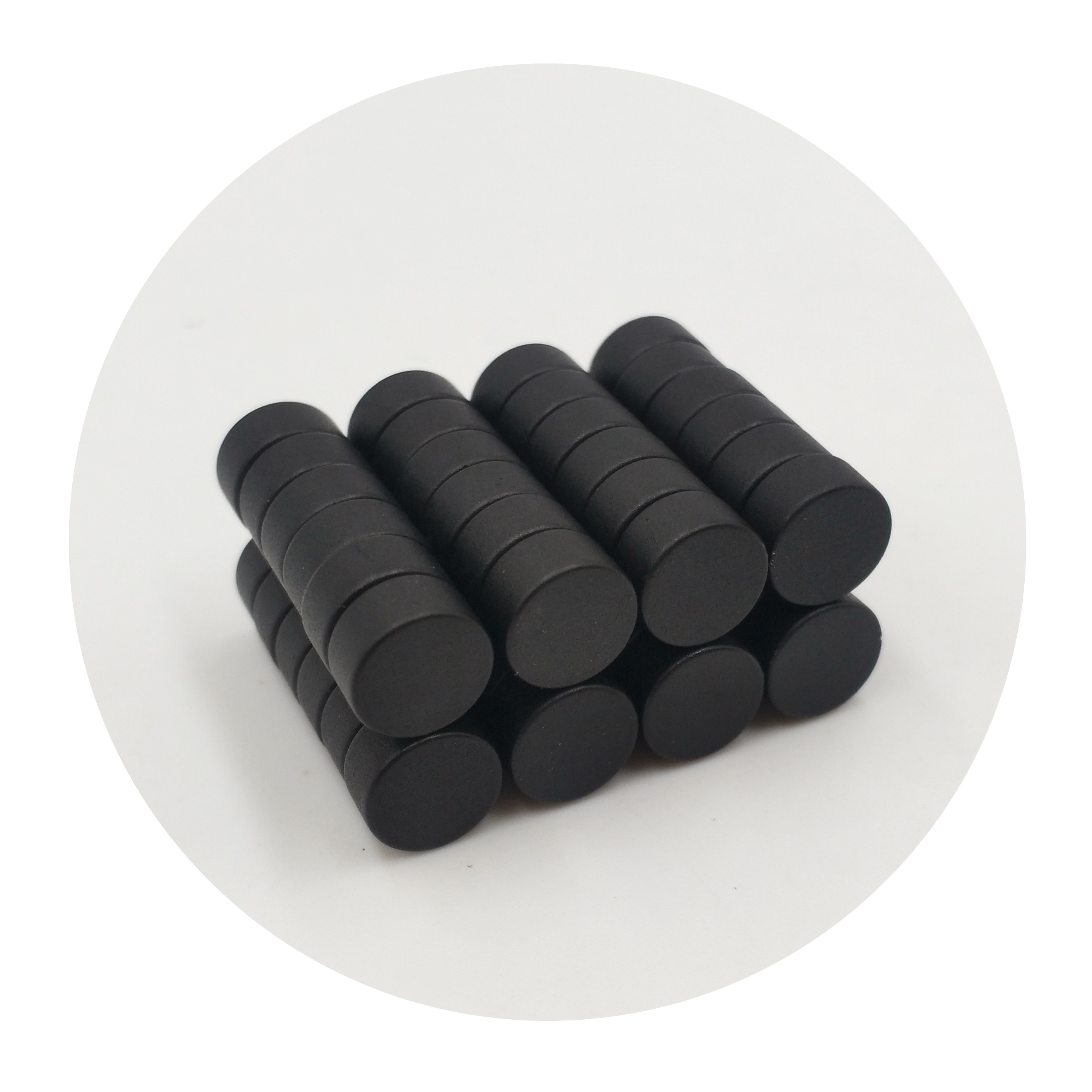 Black Rubber Coated Round N52 Neodymium Epoxy Magnet manufacture