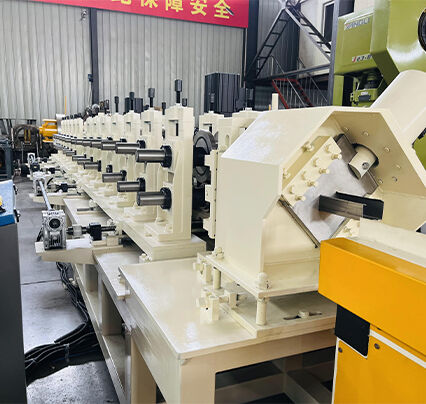 Beam box roll forming machine