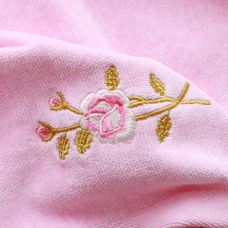 Factory price made absorbent drying towel soft jacquard organic cotton towels with logo