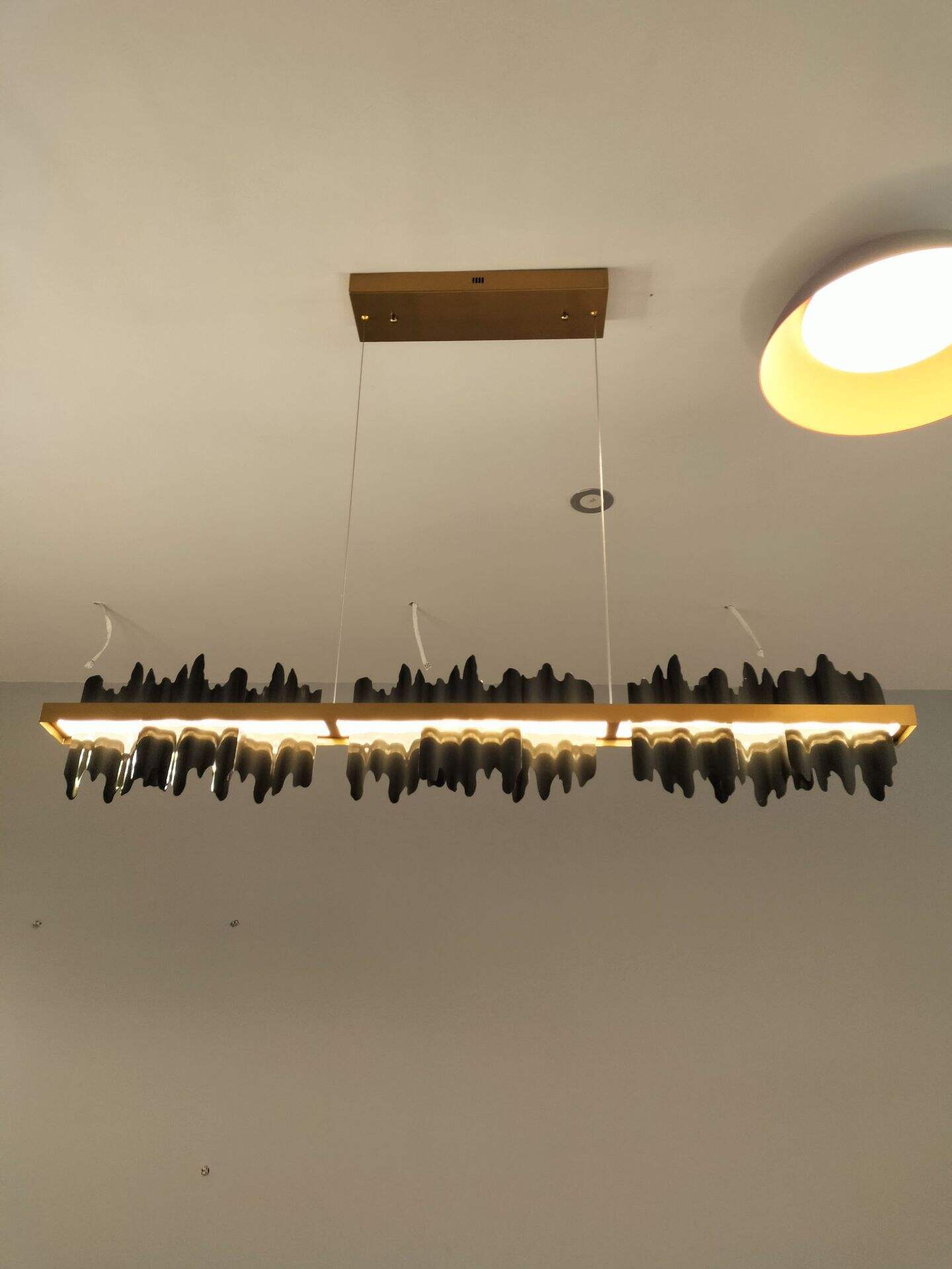 Modern Luxury Style Hill Shade Copper Material LED Pendant Light For Bedroom manufacture