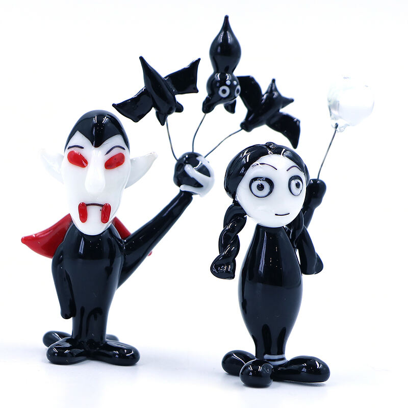 Festival Gift Halloween Glass Vampire Figurine Ornament For Decoration manufacture