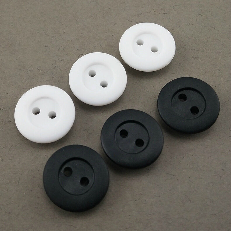 Custom 2/4 holes sewing round shirt rubber button