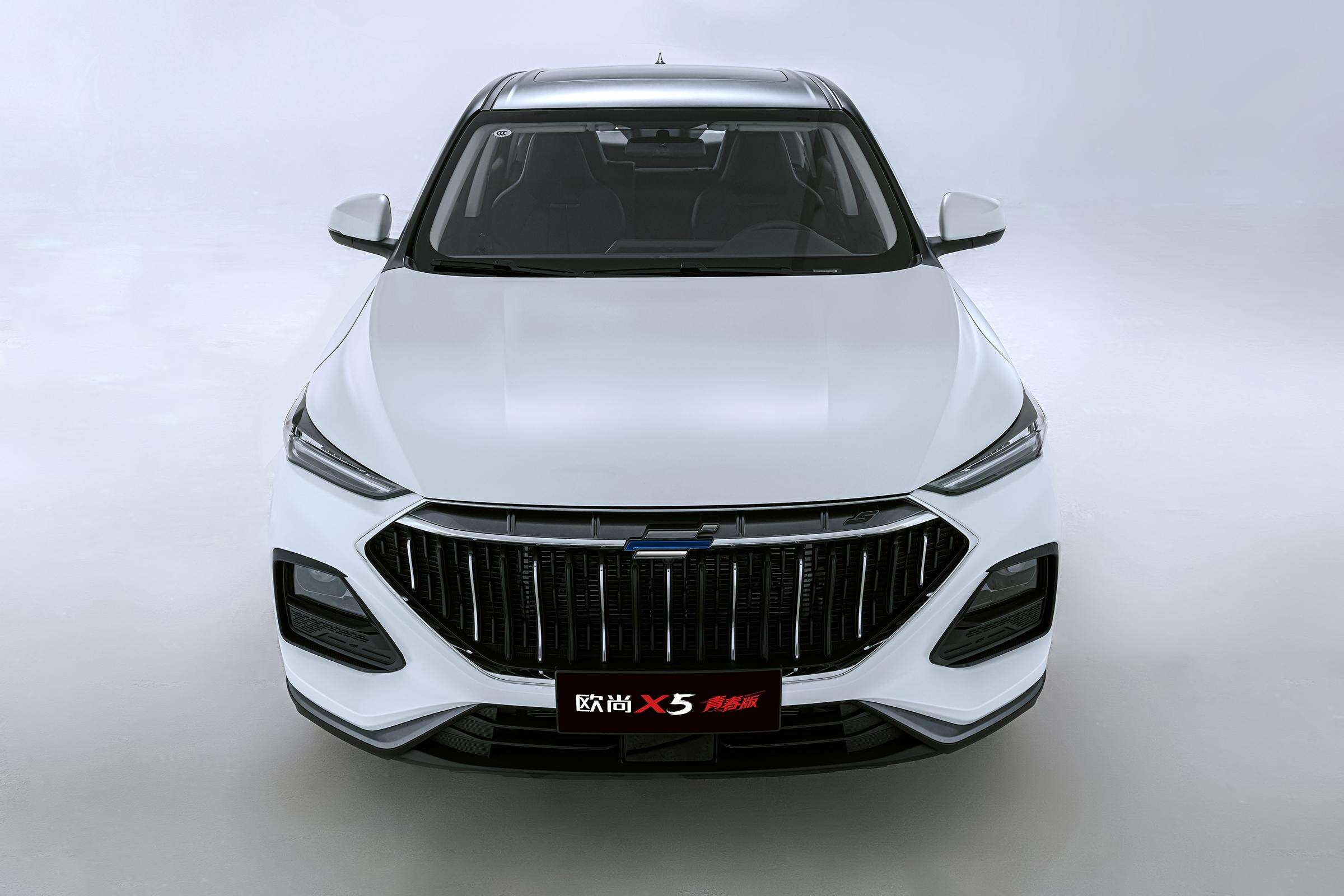 2023 Changan Oshan X5/X5Plus Compact SUV Vehicle 5-Seat Gasoline SUV with Complete Models Available from Stock manufacture