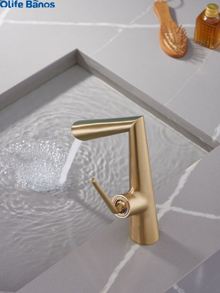 High Quality White Basin Faucet Deck Mounted Single hole Handle Tap Hot and Cold Mixer Tap With Art Style Brass details