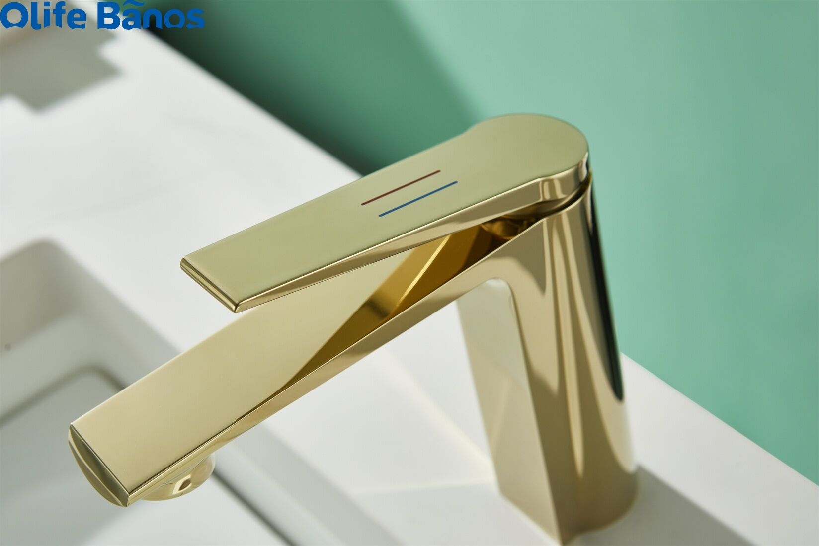 Kaiping Factory Single Handle Bathroom Faucet Brass  Gold Hot Cold Water Tap Basin Sink Faucet supplier