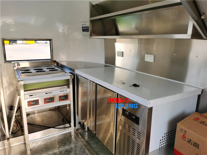 UKUNG fully equipped food trailer electric with bathroom food trailer crepe coffee van food trailer manufacture