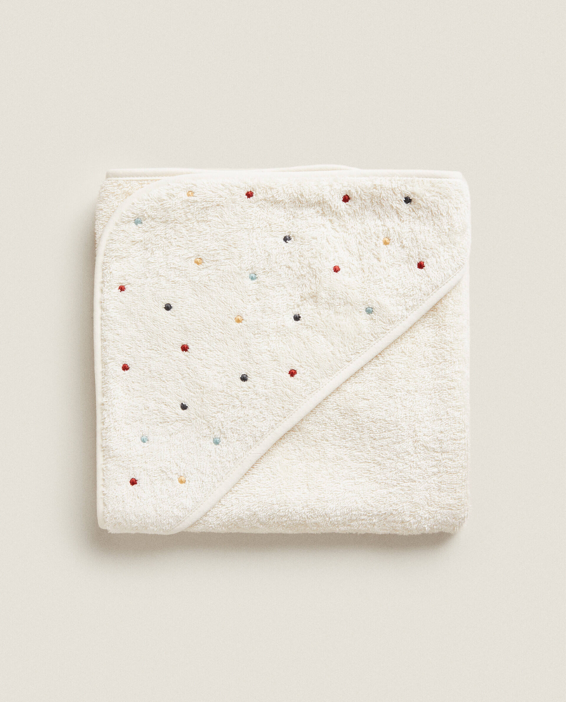 Simple Design With Multicoloured kid towel Embroidered Polka Dots Baby Bath Hooded Towel Organic Cotton towel supplier