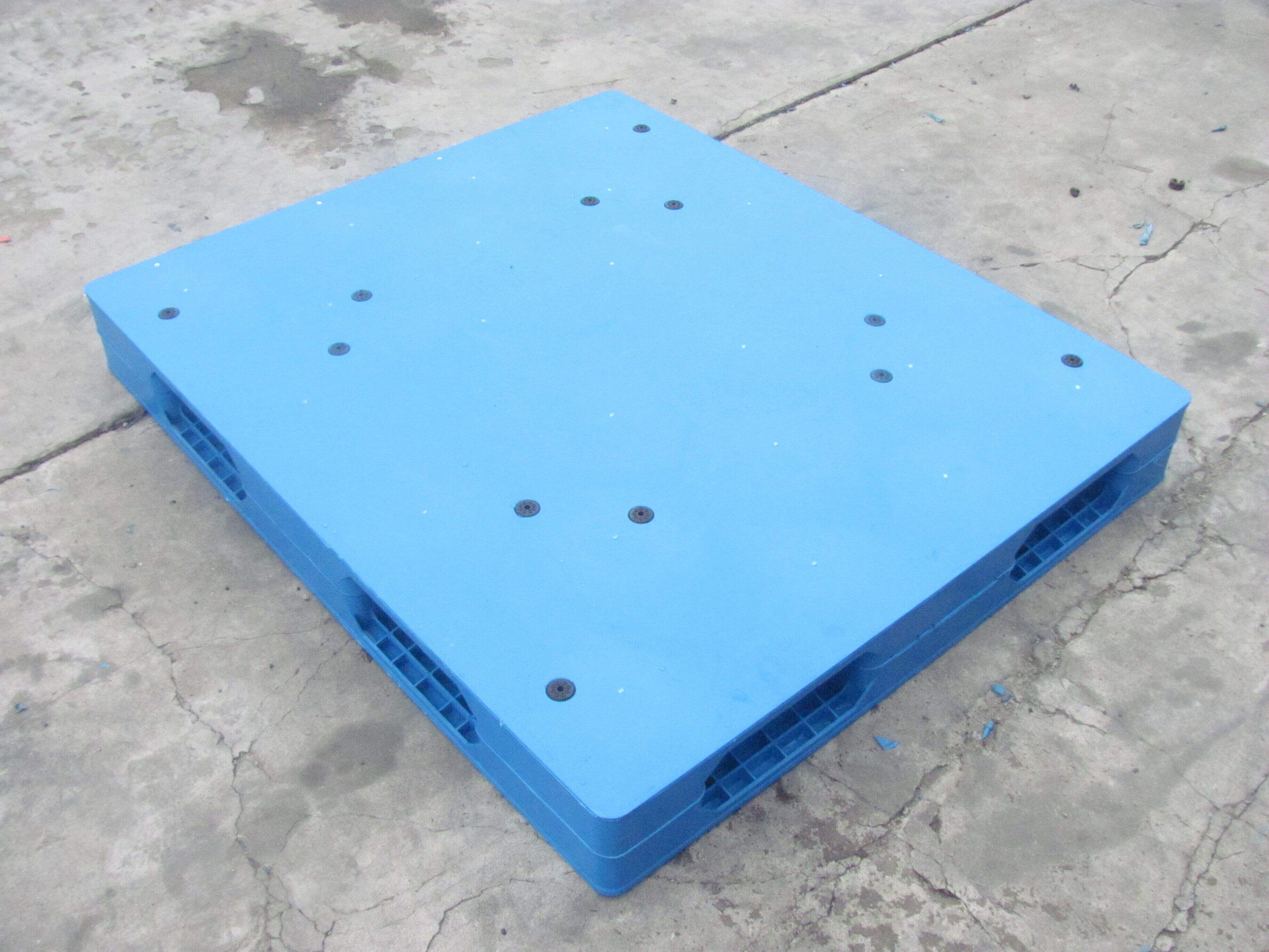 1340*810mm Double Face Heavy-Duty Stackable Industrial Plastic Pallets for Logistics and Export details