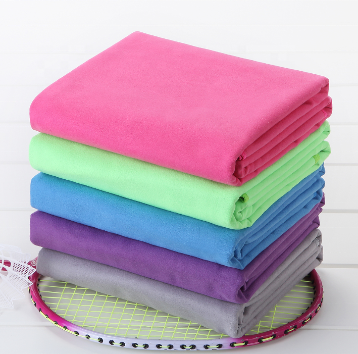 sneldrogend microfiber handdoek met gaaszak