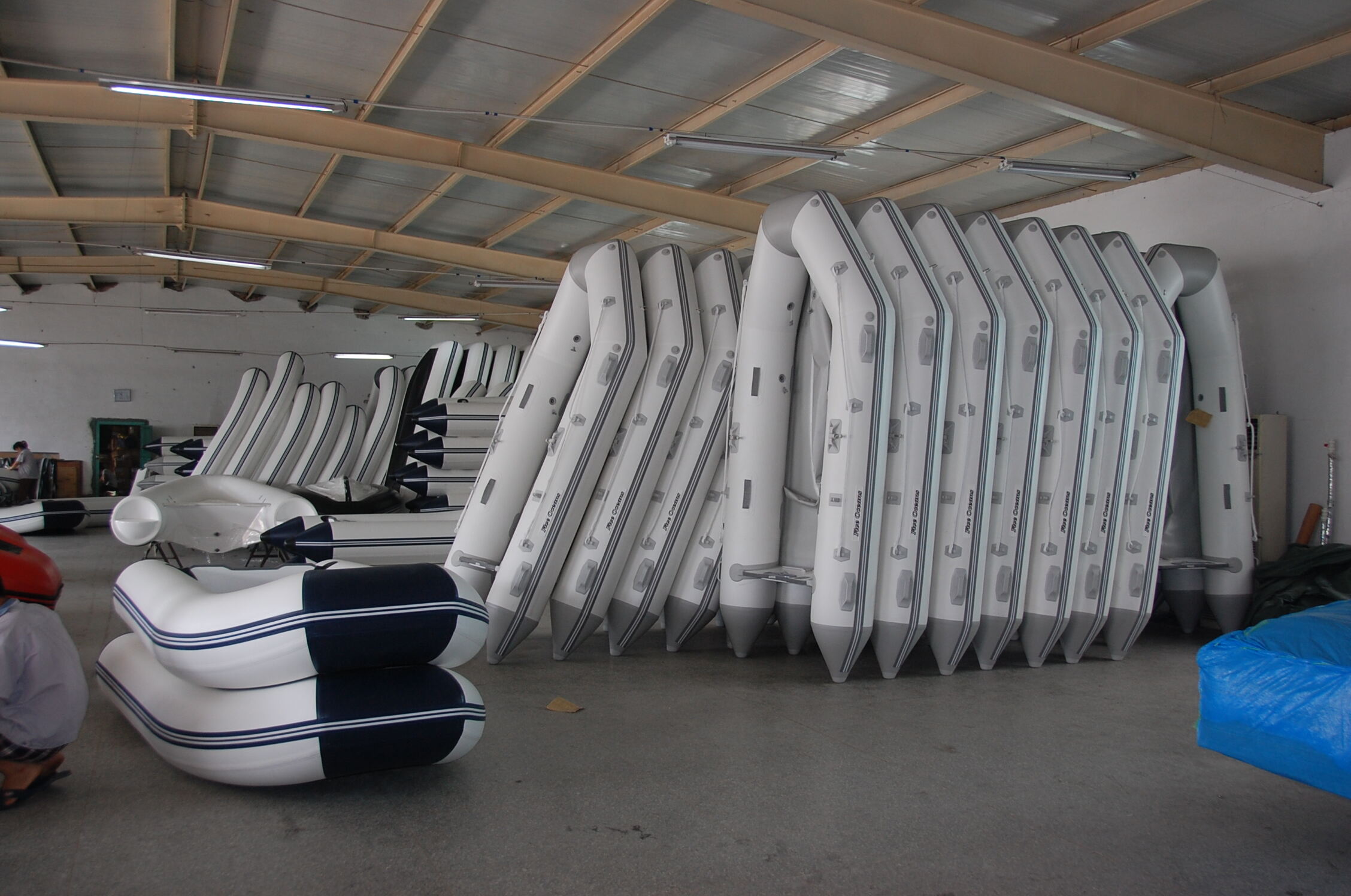 High-end fiberglass hull boat  tube inflatable boat  fishing boats inflatable RIB-340C manufacture