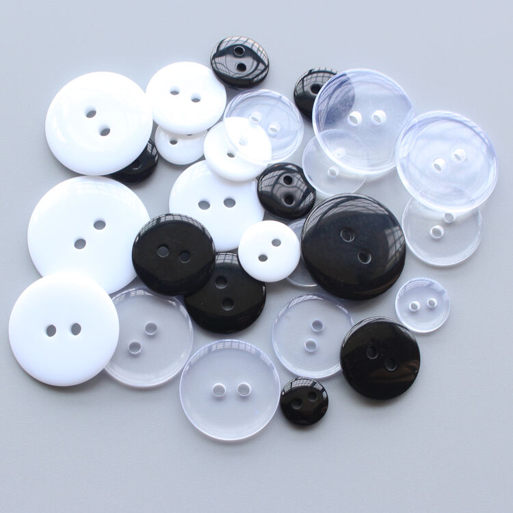 Custom 2 holes polyester plastic transparent resin button for shirt