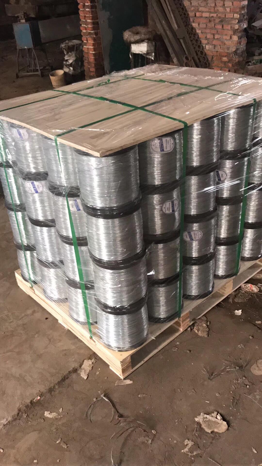 Factory Supply BWG20 22 Steel Wire Galvanized Binding Wire Used For Coat Hanger Fence manufacture