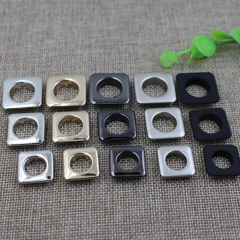 Custom size color garment accessories in stock brass metal square eyelet