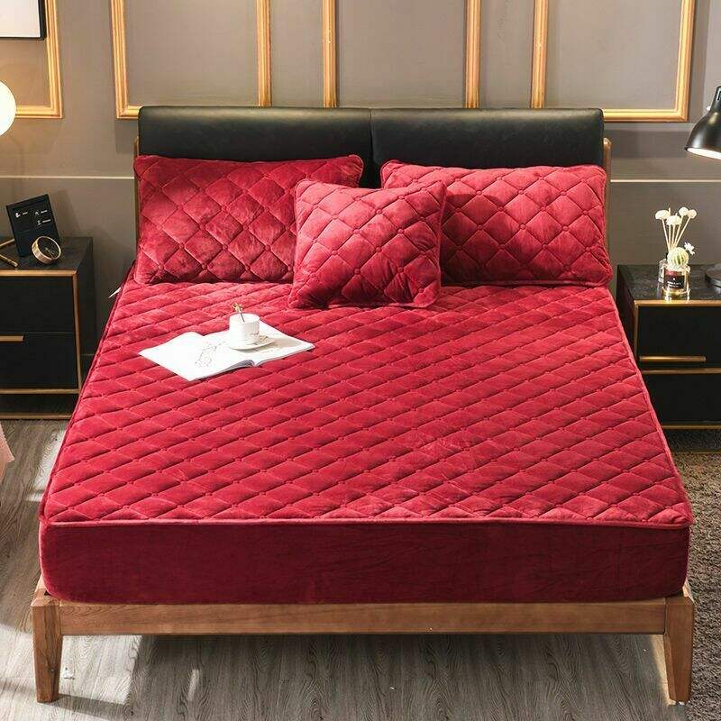 Soft Plush Warm Bed Fitted Sheet Protector Velvet Quilted Thicken mattress cover manufacture