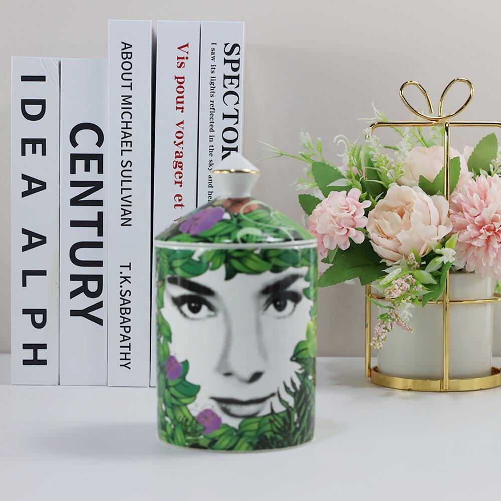 Custom Porcelain Candle Stick Holder Modern Ceramic Fornasetti Jars Velas Vessels Desk Ornaments In Candle Set Box manufacture