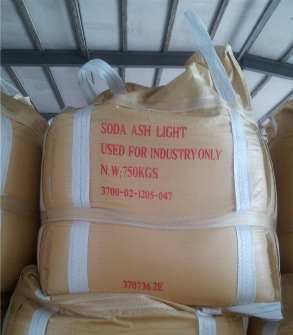 BANGZE Supply Soda Ash Light 99.2% Na2CO3 For Printing Sodium Carbonate supplier