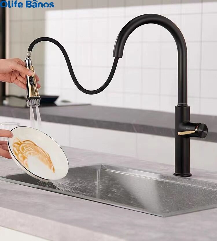 2023 Kitchen pull-out telescopic faucet hot and cold water tank mixing valve black gold kitchen faucet with broom head